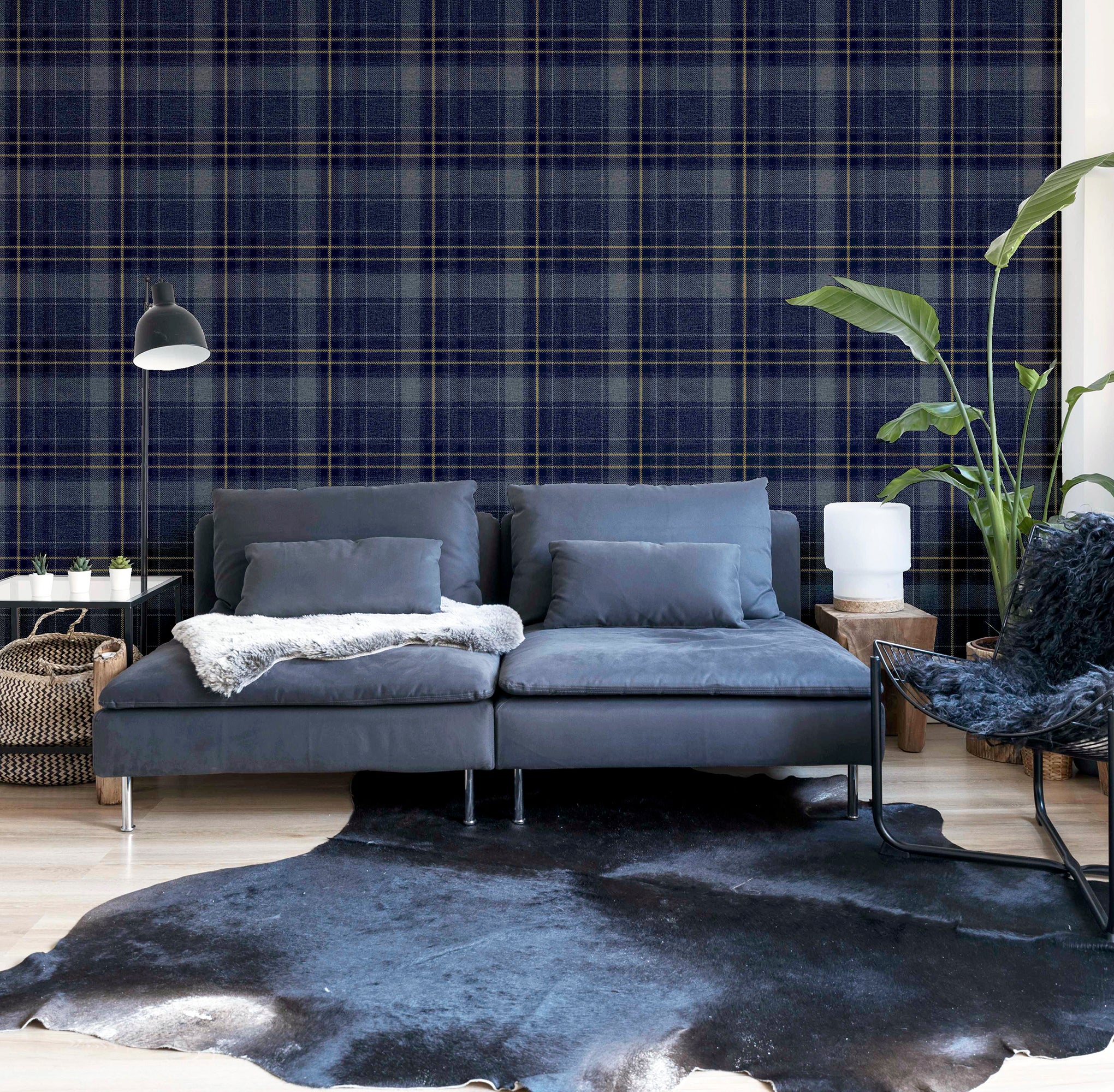 Twilled Plaid Navy & Gold Wallpaper